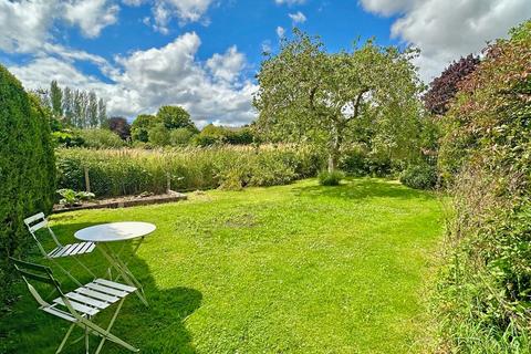 30 Blewbury Road, East Hagbourne, Didcot, OX11 9LF