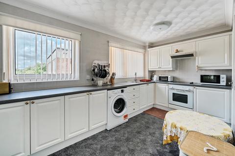3 bedroom penthouse for sale, Middlebridge Street, Romsey, Hampshire, SO51