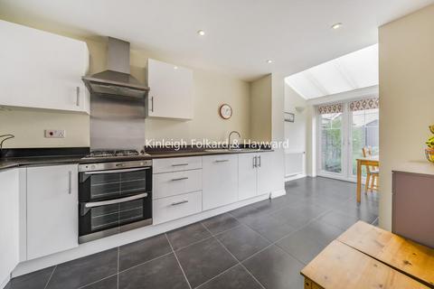 4 bedroom terraced house for sale, Hawksmoor Grove, Bromley