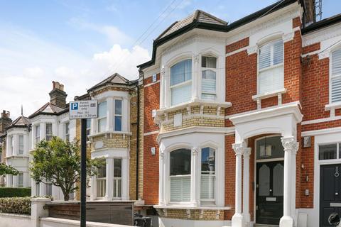 2 bedroom flat for sale, Endlesham Road, London, SW12