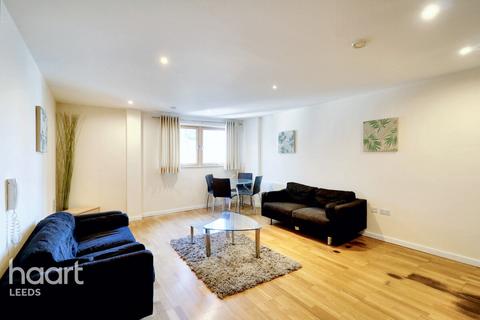 1 bedroom apartment for sale, Marsh Lane, Leeds