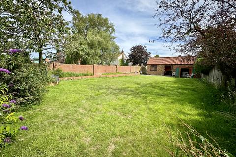 3 bedroom detached bungalow for sale, West Street, Leven, HU17 5LF