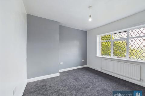 3 bedroom semi-detached house for sale, St. Leonards Grove, Bradford, West Yorkshire, BD8