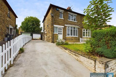 3 bedroom semi-detached house for sale, St. Leonards Grove, Bradford, West Yorkshire, BD8