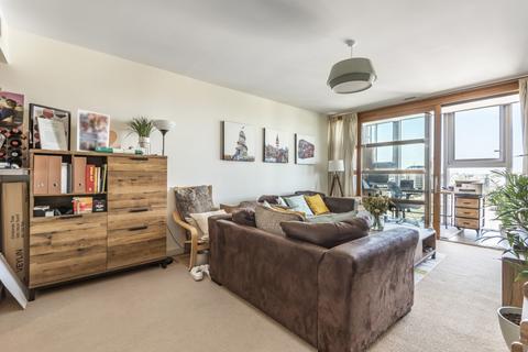 1 bedroom apartment to rent, Lombard Road Battersea SW11