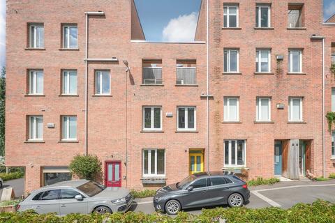 3 bedroom terraced house for sale, Kingfisher Place, Ouseburn, Newcastle Upon Tyne, NE6