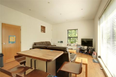 2 bedroom flat for sale, Green Lanes, London, N21