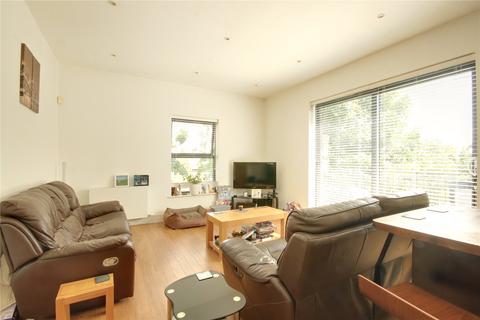 2 bedroom flat for sale, Green Lanes, London, N21