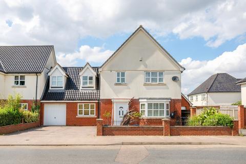 4 bedroom link detached house for sale, Beccles Road, Bungay