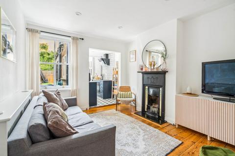 2 bedroom terraced house for sale, York Road, Watford Fields