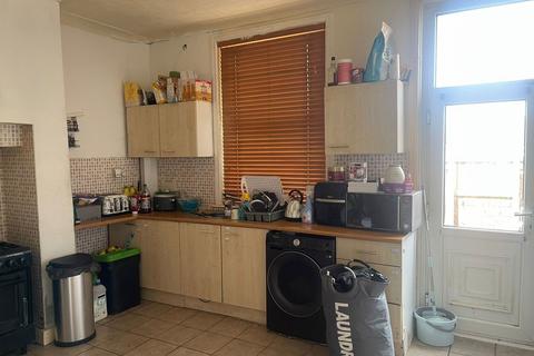 3 bedroom terraced house for sale, 5 Dawn Street, Shaw