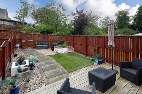 3 bedroom end of terrace house for sale, The Dell, Newton Mearns