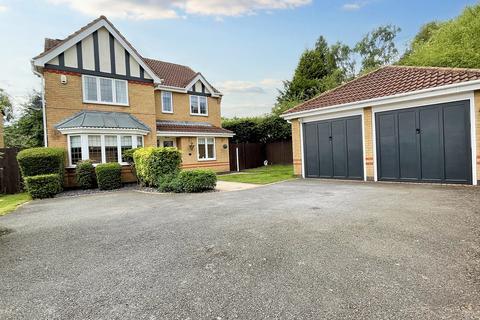 4 bedroom detached house for sale, Balmoral Road, Coalville, LE67