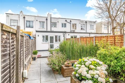 2 bedroom house for sale, Eastcote Avenue, West Molesey, KT8