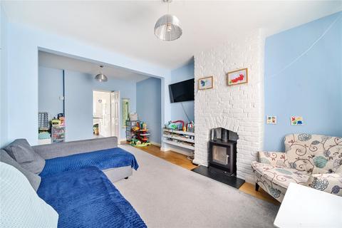 2 bedroom house for sale, Eastcote Avenue, West Molesey, KT8