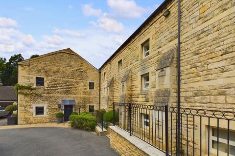 4 bedroom townhouse for sale, Aldgate Court, Stamford PE9