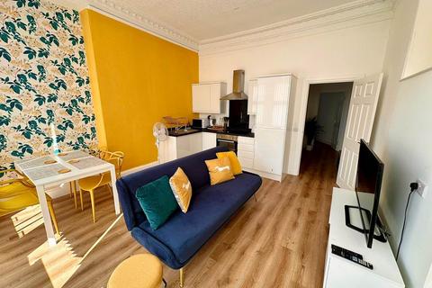 1 bedroom flat to rent, 54 Bell Street, Dundee,