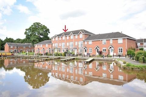 3 bedroom terraced house for sale, Waterside Drive, Market Drayton, Shropshire