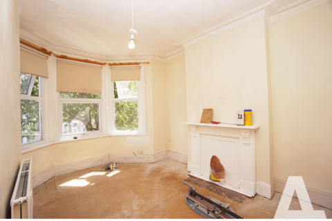 2 bedroom flat to rent, 49 Meads Road, London N22