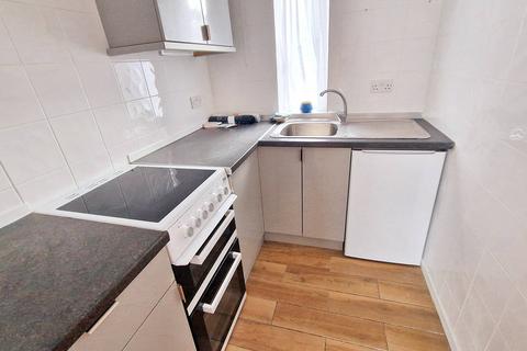 Studio to rent, Tides Way, Marchwood SO40