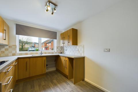42 Garton Close, Nottingham, NG6 8RZ