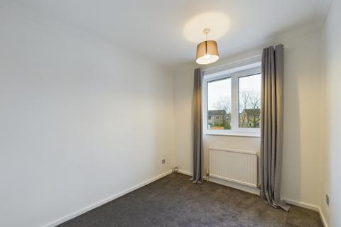 42 Garton Close, Nottingham, NG6 8RZ