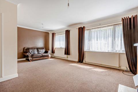 4 bedroom semi-detached house for sale, Summergangs Drive, Thorngumbald, Hull, HU12