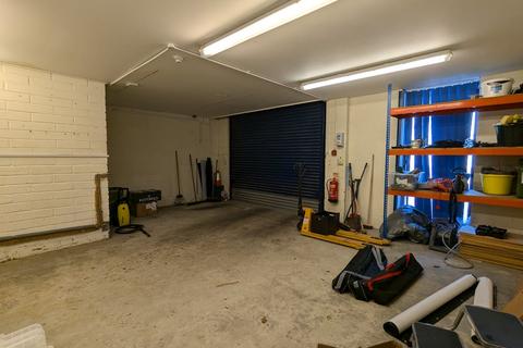 Industrial unit to rent, Unit 4, Capital Park, Godalming, GU8 5TJ