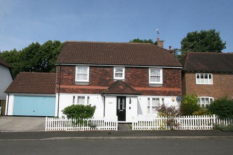 6 bedroom detached house for sale, Downlands, Harrietsham ME17