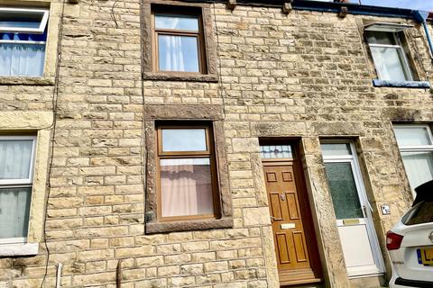 2 bedroom house to rent, Elgin Street, Lancaster LA1