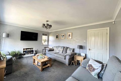 16 Bracken Way, Elland, HX5 9QH
