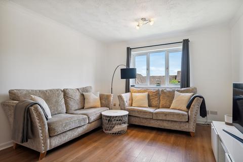 2 bedroom flat for sale, The Paddock, Busby, East Renfrewshire, G76 8SL