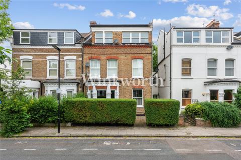 49c Adolphus Road, London, N4 2AX