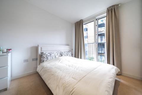 2 bedroom apartment for sale, Whiting Way, Rotherhithe, SE16