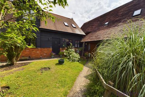 2 bedroom end of terrace house for sale, Hatch Farm Mews, Addlestone, Surrey, KT15