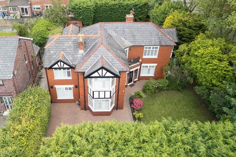 6 bedroom detached house for sale, Warrington Road, Rainhill