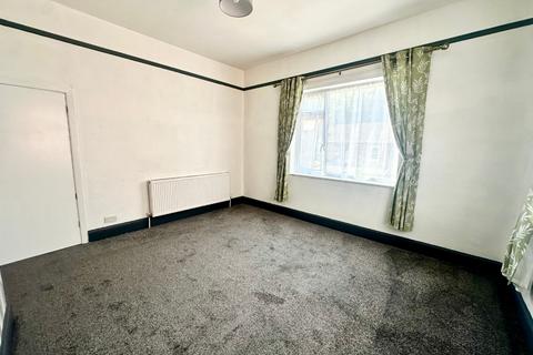 2 bedroom flat to rent, Plowright Street, Nottingham, Nottinghamshire, NG3 4JX