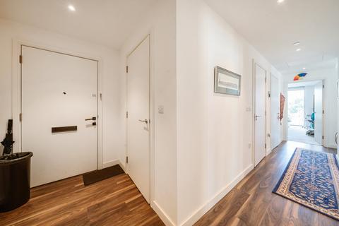 2 bedroom apartment for sale, Huntington House, 11 Palmer Road, London, SW11