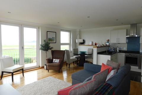 2 bedroom flat to rent, 8, Hamilton Court, North Berwick, EH39 4LW