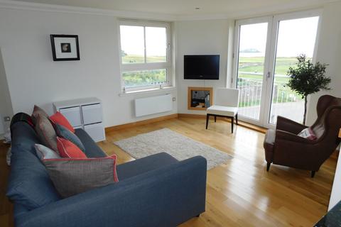2 bedroom flat to rent, 8, Hamilton Court, North Berwick, EH39 4LW