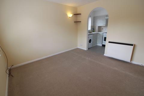 67 Bornedene, Potters Bar, EN6 3EN