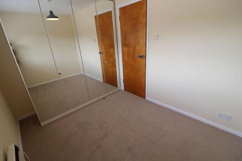67 Bornedene, Potters Bar, EN6 3EN