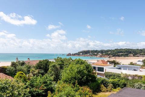 6 bedroom detached house for sale, Le Mont Sohier, St. Brelade, Jersey. JE3 8AE