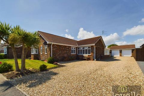 3 bedroom detached bungalow for sale, Masefield Drive, Sandilands LN12