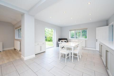 6 bedroom detached house for sale, Oak Lodge Drive, Redhill RH1