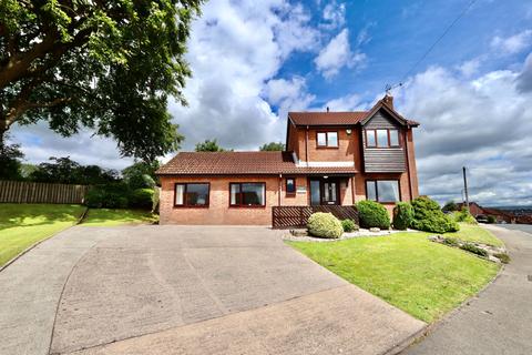 3 bedroom detached house for sale, Beaumaris Way, Grove Park, NP12