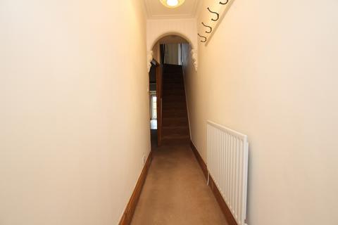 3 bedroom terraced house to rent, Maxwell Street, Town Centre, SN1