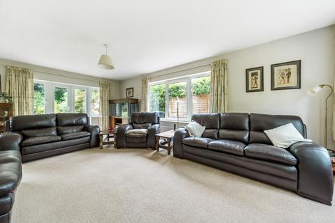 3 bedroom detached house for sale, Chalk Road, Billingshurst RH14