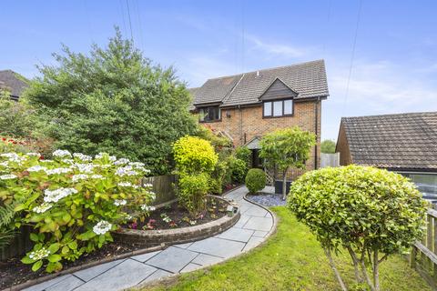 2 bedroom end of terrace house for sale, London Road, Crowborough, TN6