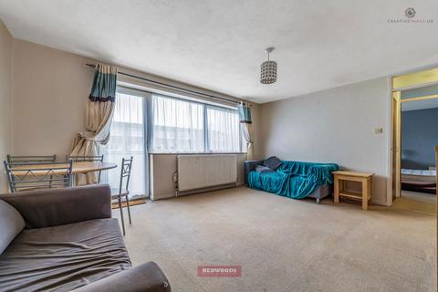 2 bedroom flat for sale, Chantry Close, Windsor, Berkshire, SL4 5EP